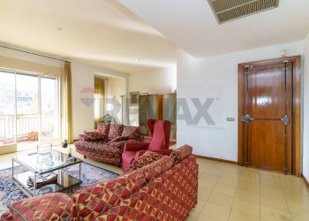 Ingresso su soggiorno - Appartamento Catania - foto 7