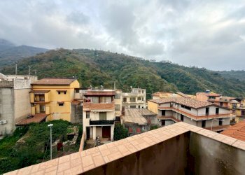 Balcone - Apartment VIA GIUSEPPE GARIBALDI
 
30, Graniti - photo 2