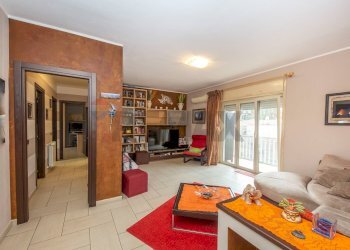 Soggiorno - Trilocale VIA DELLA SIBILLA
 
29, Catania - foto 1