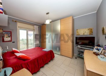 Camera / camera da letto - Trilocale VIA DELLA SIBILLA
 
29, Catania - foto 16