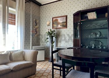 Sala da pranzo - Appartamento Via valle allegra
 
13, Gravina di Catania - foto 8