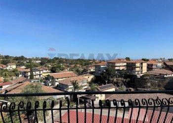 Balcone - Appartamento Via valle allegra
 
13, Gravina di Catania - foto 19