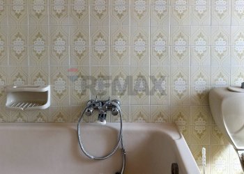 Bagno - Appartamento Via valle allegra
 
13, Gravina di Catania - foto 41