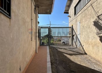 Balcone - Appartamento Via valle allegra
 
13, Gravina di Catania - foto 51