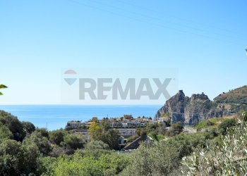 Vista dell\'acqua - Terreno edificabile via saitta
 
1, Sant'Alessio Siculo - foto 2