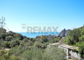 Vista dell\'acqua - Terreno edificabile via saitta
 
1, Sant'Alessio Siculo - foto 4