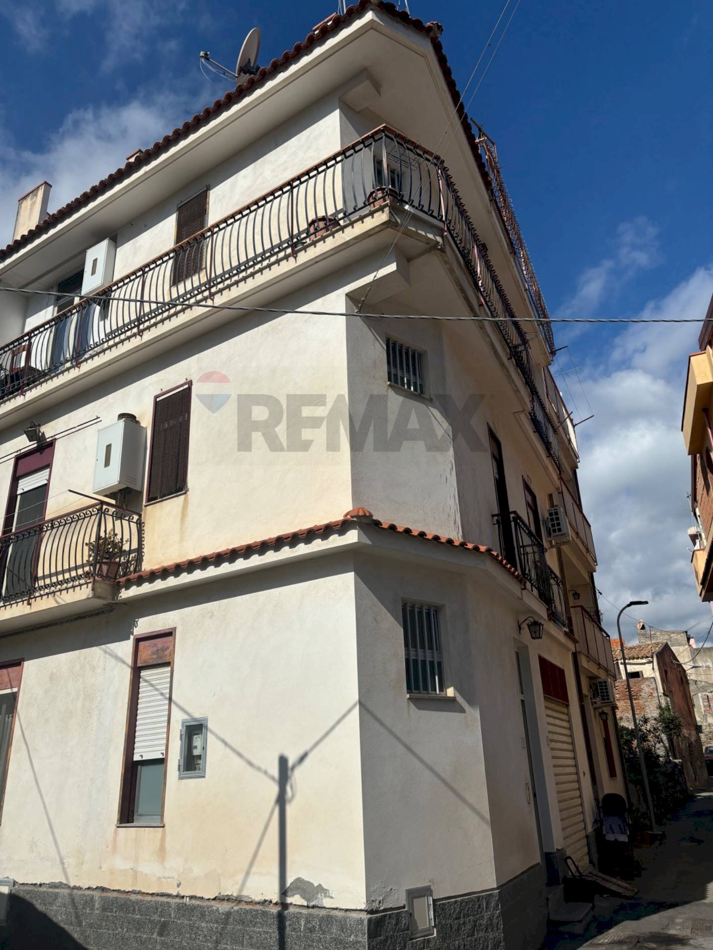 Edificio all\'aperto - Casa indipendente Via Sparagonà Vico III
 
1, Santa Teresa di Riva - foto 1