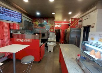 Cucina - Commercial Activity Viale San Pancrazio
 
40, Taormina - photo 11