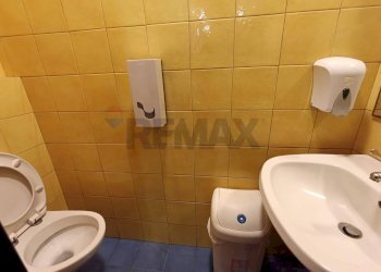 Bagno - Commercial Activity Viale San Pancrazio
 
40, Taormina - photo 20