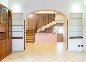 Scale - Villa via chiuse
 
21, Acireale - photo 9