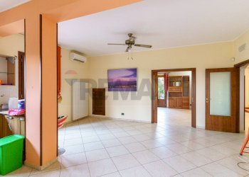 Stanza vuota - Villa via chiuse
 
21, Acireale - photo 14