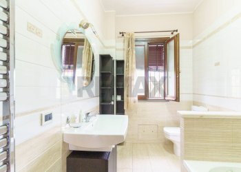 Bagno - Villa via chiuse
 
21, Acireale - photo 15