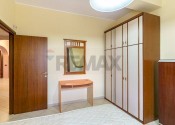 Camera / camera da letto - Villa via chiuse
 
21, Acireale - photo 17