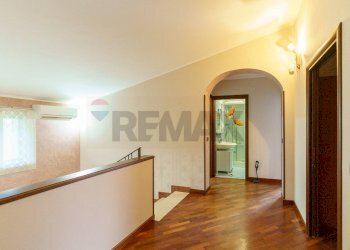 Hall / corridoio - Villa via chiuse
 
21, Acireale - photo 19