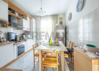 Cucina - Trilocale Via Giacomo Matteotti
 
28, Aci Sant'Antonio - foto 10