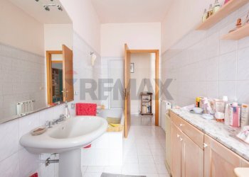 Bagno - Trilocale Via Giacomo Matteotti
 
28, Aci Sant'Antonio - foto 12