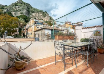 Terrazza - Appartamento Via Naumachia
 
6, Taormina - foto 1