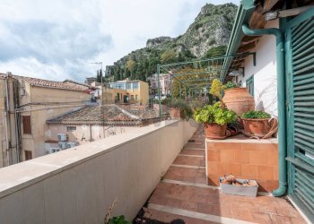 Balcone - Appartamento Via Naumachia
 
6, Taormina - foto 3