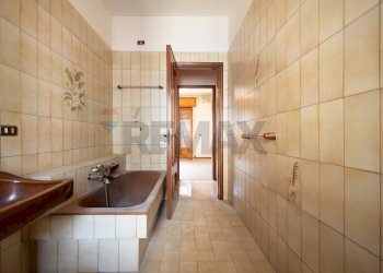 Bagno - Appartamento Via Libertà
 
44, Aci Catena - foto 17