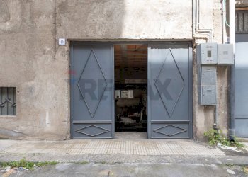 Dettagli - Appartamento Via Libertà
 
44, Aci Catena - foto 33