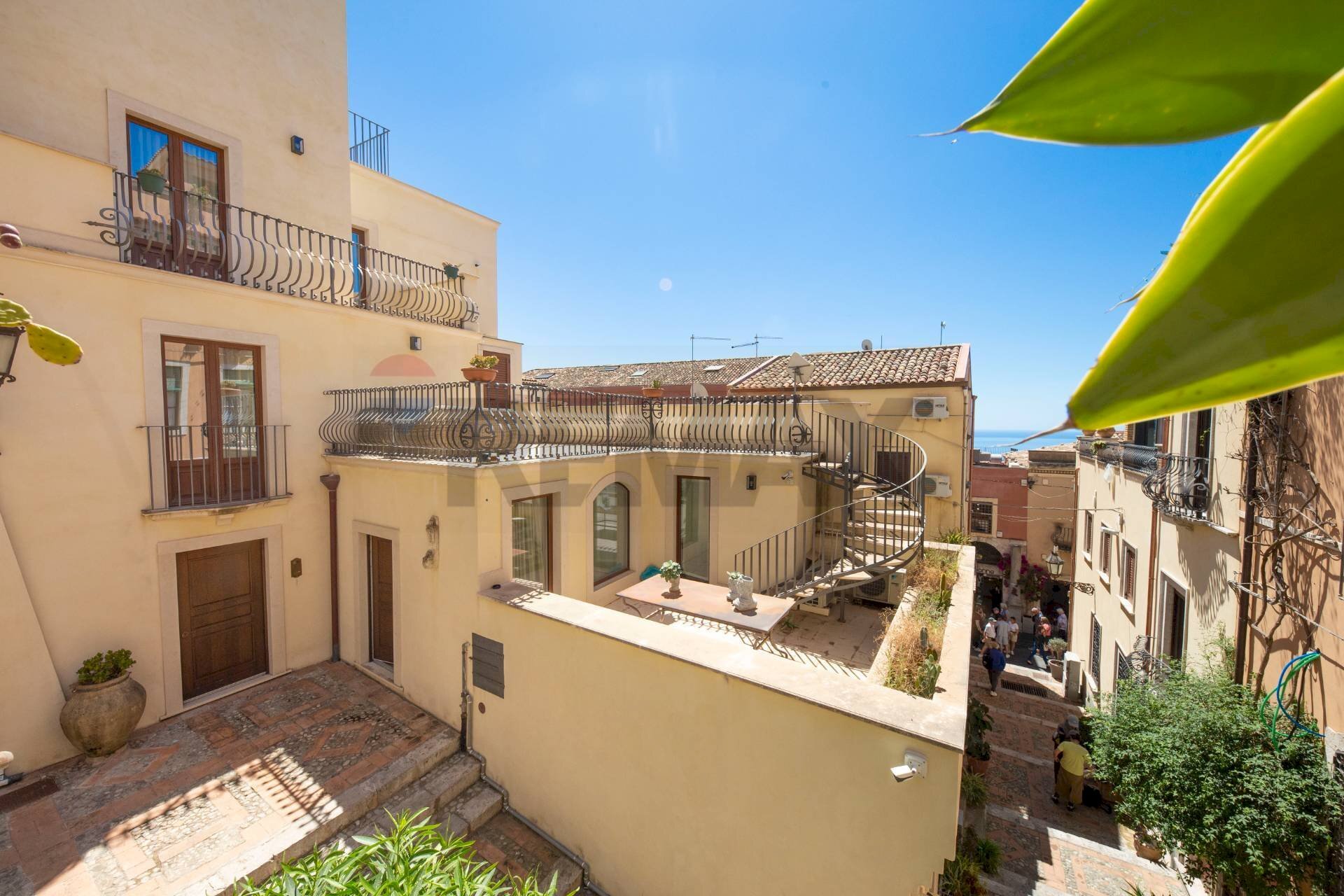 Edificio all\'aperto - Casa indipendente Via Dei Fabi
 
1, Taormina - foto 3