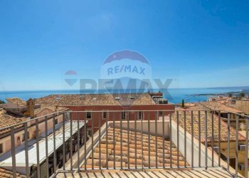 terrazzino panoramico - Casa indipendente Via Dei Fabi
 
1, Taormina - foto 1