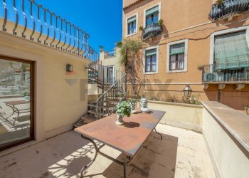 Terrazza - Casa indipendente Via Dei Fabi
 
1, Taormina - foto 14