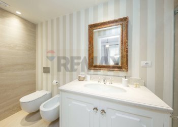 Bagno - Casa indipendente Via Dei Fabi
 
1, Taormina - foto 26