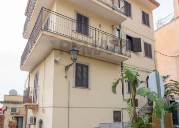 Edificio all\'aperto - Casa indipendente Piazza del Carmine 7, Taormina - foto 2