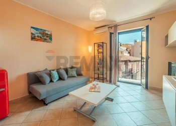 Soggiorno - Casa indipendente Piazza del Carmine 7, Taormina - foto 35