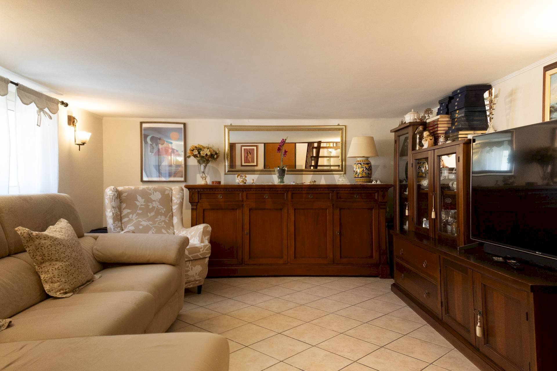 Soggiorno - Apartment VIA GIACOMO LEOPARDI
 
5, Gravina di Catania - photo 3