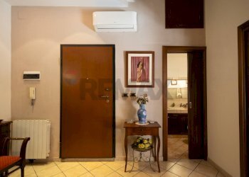 Hall / corridoio - Appartamento VIA GIACOMO LEOPARDI
 
5, Gravina di Catania - foto 8