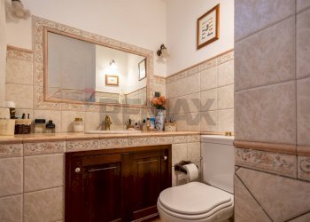 Bagno - Appartamento VIA GIACOMO LEOPARDI
 
5, Gravina di Catania - foto 17