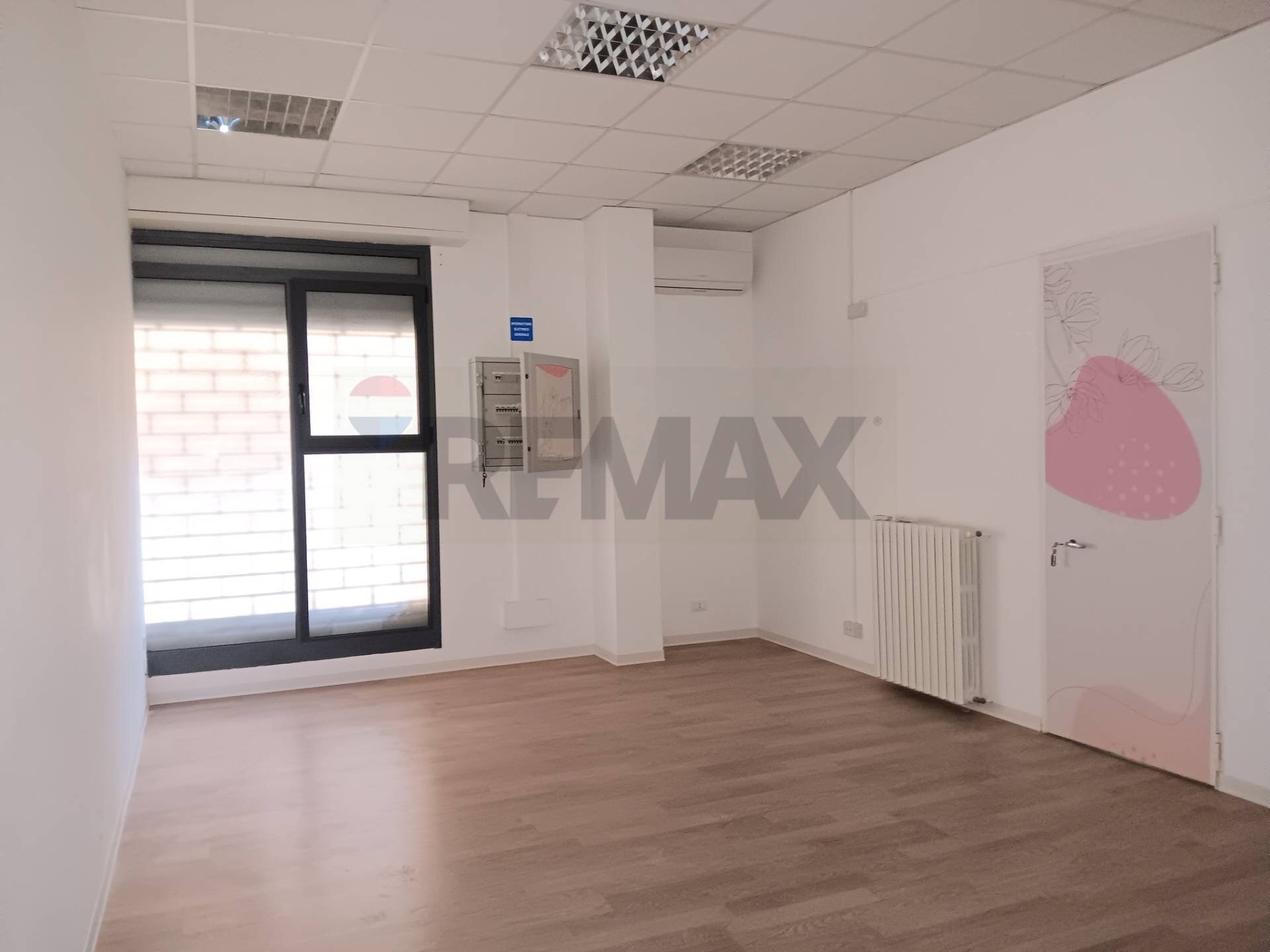 Stanza vuota - Commercial Premises Via Rosario Livatino
 
130, Enna - photo 2