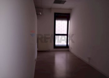 Stanza vuota - Commercial Premises Via Rosario Livatino
 
130, Enna - photo 6