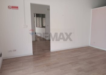 Stanza vuota - Commercial Premises Via Rosario Livatino
 
130, Enna - photo 17