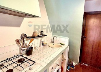 Lavanderia - Casa semi indipendente Via Cestai
 
14, Catania - foto 3