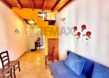 Soggiorno - Casa semi indipendente via cestai
 
14, Catania - foto 5