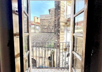 Balcone - Casa semi indipendente via cestai
 
14, Catania - foto 6