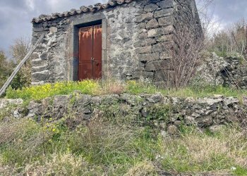 Casa all\'aperto - Agricultural land SP 153
 
S.N., Sant'Alfio - photo 1