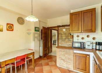 Cucina - Villa via Giacomo Leopardi
 
18, Nicolosi - foto 17