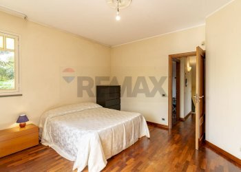 Camera / camera da letto - Villa via Giacomo Leopardi
 
18, Nicolosi - foto 21