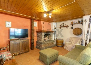 Soggiorno - Villa via Giacomo Leopardi
 
18, Nicolosi - foto 51