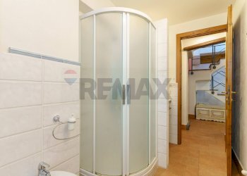 Bagno - Villa via Giacomo Leopardi
 
18, Nicolosi - foto 59