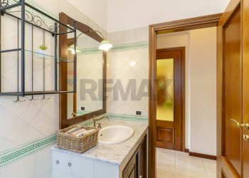 Bagno - Villa via Giacomo Leopardi
 
18, Nicolosi - foto 63
