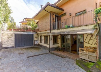 Casa all\'aperto - Villa via Giacomo Leopardi
 
18, Nicolosi - foto 64