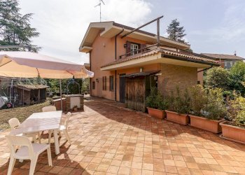 Terrazza - Villa via Giacomo Leopardi
 
18, Nicolosi - foto 78