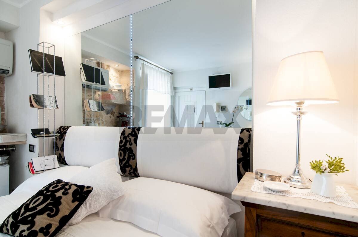 Soggiorno - One-room apartment RONCO CUTALI, Siracusa - photo 3