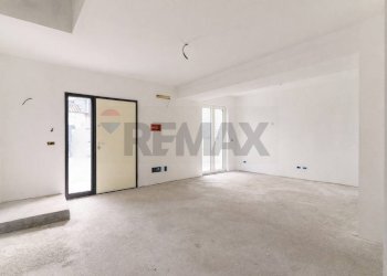 Stanza vuota - Villa a Schiera VIA SALVATORE TOMASELLI
 
1, Nicolosi - foto 3