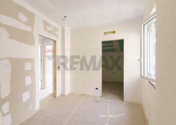 Hall / corridoio - Villa a Schiera via Salvatore Tomaselli
 
1, Nicolosi - foto 14